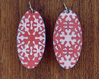 46 enamel earrings. 2025