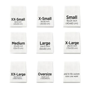 K&ouml;nnte beinhalten: Neun wei&szlig;e rechteckige Karten mit schwarzem Text, der Gr&ouml;&szlig;en angibt: XX-Small (20x30 cm), X-Small (35x50 cm), Small (40x60 cm), Medium (50x70 cm), Large (60x80 cm), X-Large (70x100 cm), XX-Large (100x150cm), Oversize (150x200cm) und Sondergr&ouml;&szlig;en.