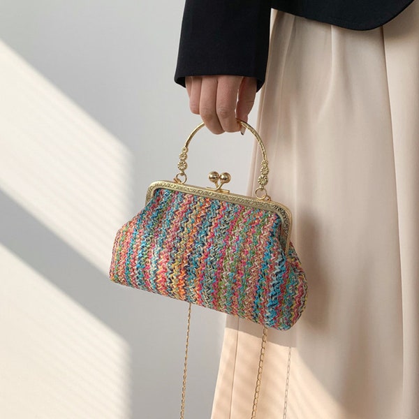 Sun-kissed Style: Straw Woven Small Purse and Handbag for Women's Summer Adventures