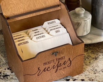 Caja de recetas personalizada Divisores de recetas de madera Tarjetas de recetas Regalo para mamá Regalo de bienvenida Caja de recetas grabada Decoración de ducha de boda Nuevo regalo para el hogar