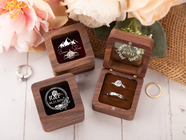 Caja de anillo de compromiso personalizada, caja de anillo de madera personalizada, caja portadora de anillo, caja de anillo doble para ceremonia de boda, caja de anillo de madera cuadrada imagen 2