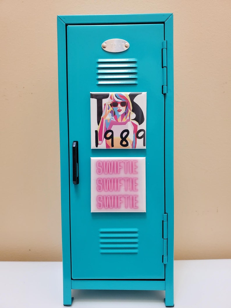 Swiftie Fan Mini Locker image 1