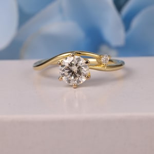 Round cut Lab Grown Diamond Ring, Solitaire Rings for Women, Gift for Her, Engagement Ring for Women,14K Gold Rings, Unique Wedding Ring
