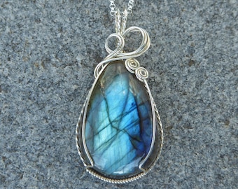 Silver Labradorite Pendant, Wire Wrapped Pendant, Labradorite Necklace, Silver Necklace, Drop Pendant, Pendant Necklace