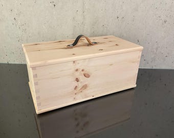 Brotkasten Zirbe Küche Brottopf Holz Brot