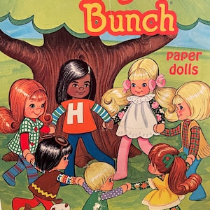 Vintage 1977 Honey Hill Bunch Paper Doll Book Unused