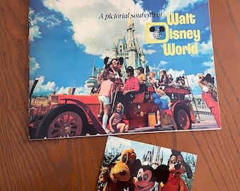 Vintage 1973 Walt Disney Disney World Souvenir Photo Book & Postcard