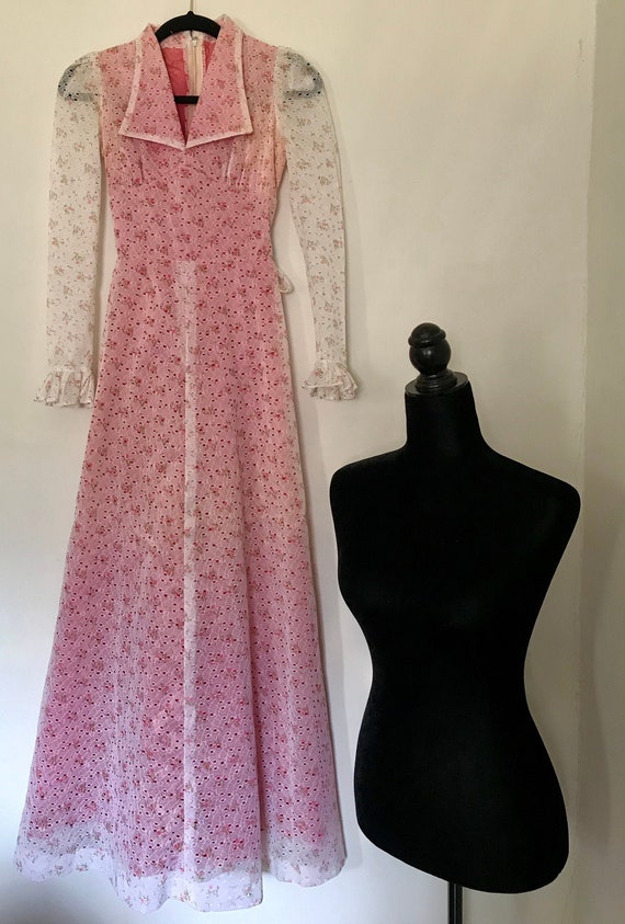 1970 Vtg. Pink And White Floral Print Maxi Dress (