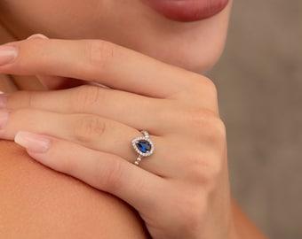 Bague en Argent Plaqué Or avec Saphir Taillé en Goutte / Bague en Argent avec Saphir Taillé en Goutte