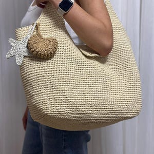 Handmade Raffia Tote Bag: Oversized Beach Shopper with Keychain