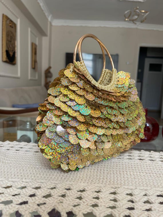 Handmade Sequin Evening Bag: Holographic Gold Statement  display picture 1