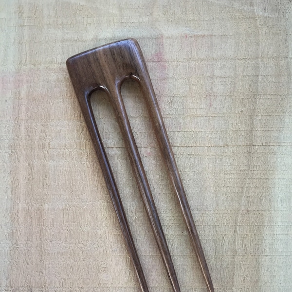 Slim Line Walnut Wood 5 3/4 " Three Tine Hair Fork