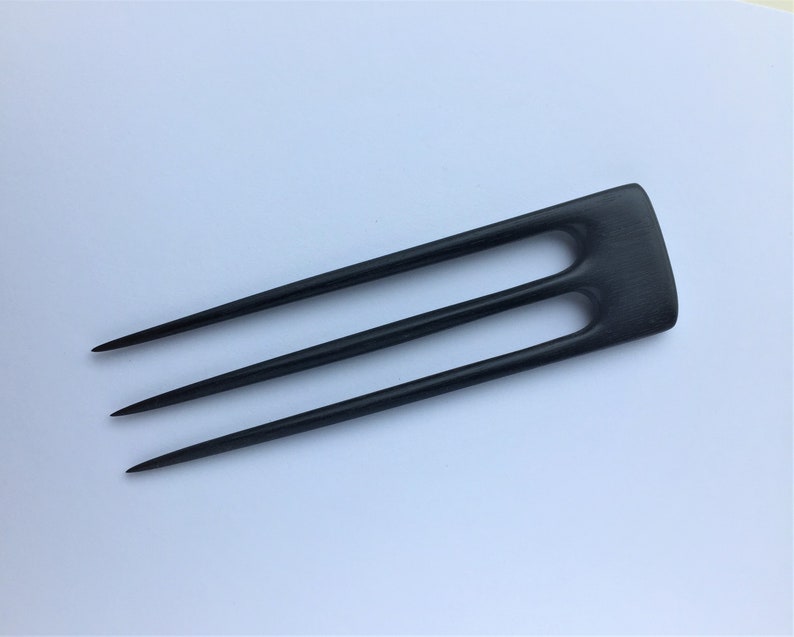 Black Ebonised Walnut Wood 5 3/4 Three Tine Hair Fork image 6