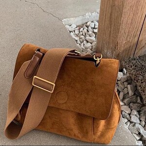 Buiktas leer voor vrouwen met patroonriemen, Crossbody tas riem Ba, g lederen schoudertas met patroonriem, handtas cadeau voor haar afbeelding 5