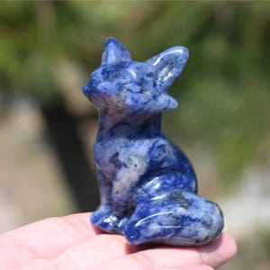 2.4&#39;&#39; Natural Sodalite Fox,Crystal fox carved,Quartz crystal,Home decor,crystal decorCrystal gift,Reiki healing