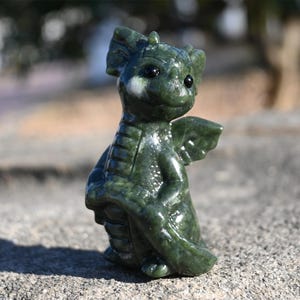 2.4&#39;&#39; Natural Carved Green jade Dragon,Quartz crystal dragon,Home decor,crystal decor,Crystal gift,Crystal healing