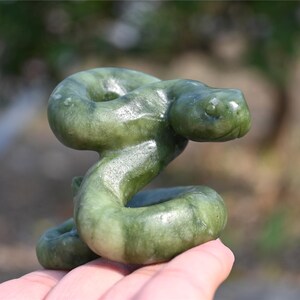 2.2&#39;&#39; Natural Green jade Snake,Crystal snake carved,Quartz crystal,Home decor,Crystal collect,crystal decor,Crystal gift,Reiki healing