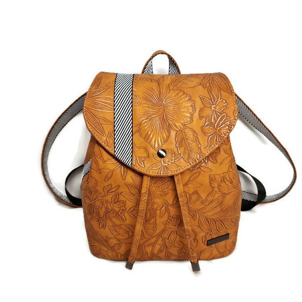 Handmade Women's Backpack Artificial Leather Beige