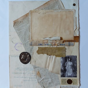 Arte murale originale con collage multimediale misto, carte vintage, collage su tavola
