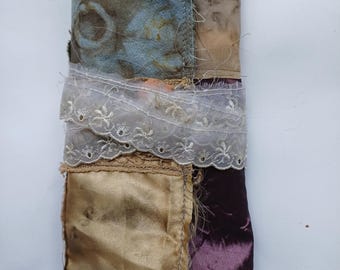 Libro hecho a mano, bolsa de tela envolvente, arte textil.