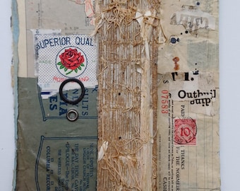 Puede incluir: Un collage de recortes de papel vintage, incluyendo una rosa roja, un sello y un recibo de una empresa de neumáticos. El texto en el recibo dice "Gracias a The Normeir Tyre Co., Ltd. Recibo de venta en efectivo".