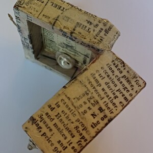 Altered art, Altered box, Assemblage, Mixed media, Vintage papers imagem 3