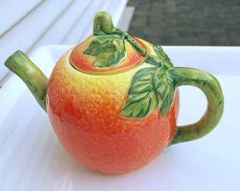Vtg ORANGE Majolica Tea pot, Vine Handle, EUC, Bloomingdales 1980 VTG, Italian Ceramic Majolica Fruit, Art Pottery Teapot, Italy