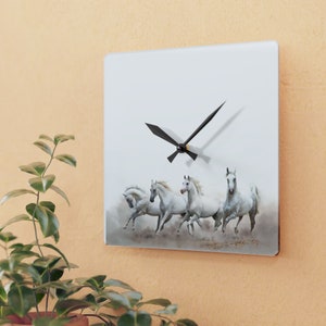 Paardensport Wandklok - Aangepaste grafische rennende paarden - Western Horse Decor - Acryl paardenklok, aangepaste grafische klok,