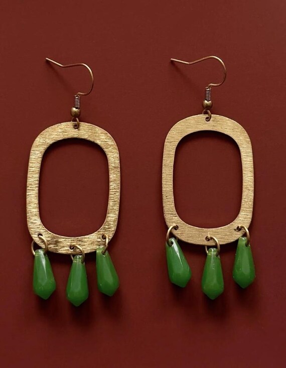 Palm Springs Chandelier Earring