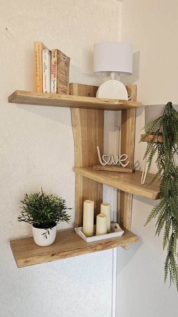 Eckregal aus Eiche Massivholz – Handgefertigtes Wandregal – Rustikales Holzregal für Wohnzimmer, Küche, Bad oder Flur