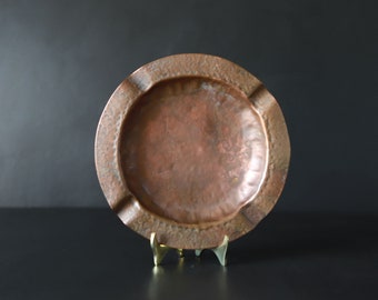 Primitive Copper Ashtray 1949 Vintage Handmade Hammered Trinket Tray Signed Fern Lindberg