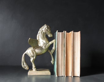 Heavy Flying Pegasus Horse Statue Vintage Brass MCM Animal Figurine Bronze Paperweight Home Office Bookshelf Bookend 9 1/8" Tall