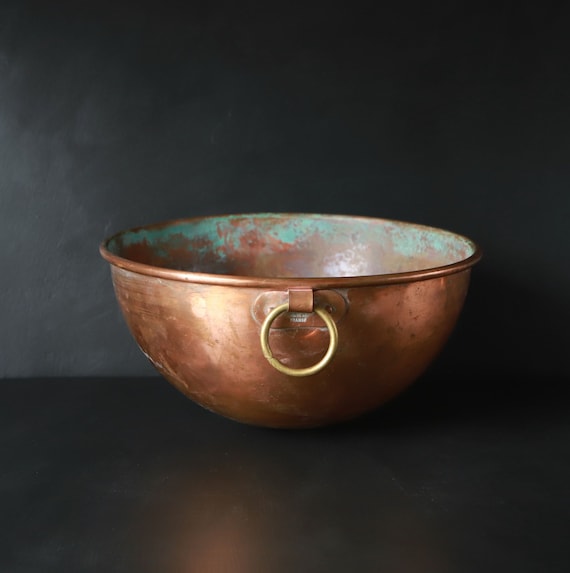 Vintage Set of 3 Copper Mixing Bowl Brass Ring Rounded Bottom Wall