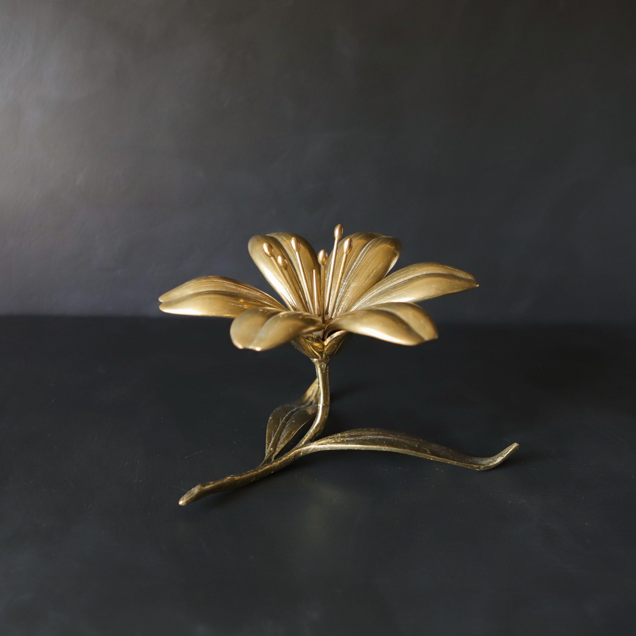 Vintage Brass Lotus Ashtray Sculpture Individual Petals
