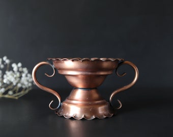 Scrolled Copper Candlestick Holder Vintage Ruffled Gregorian Taper Candle Display Stand Cute Cottage