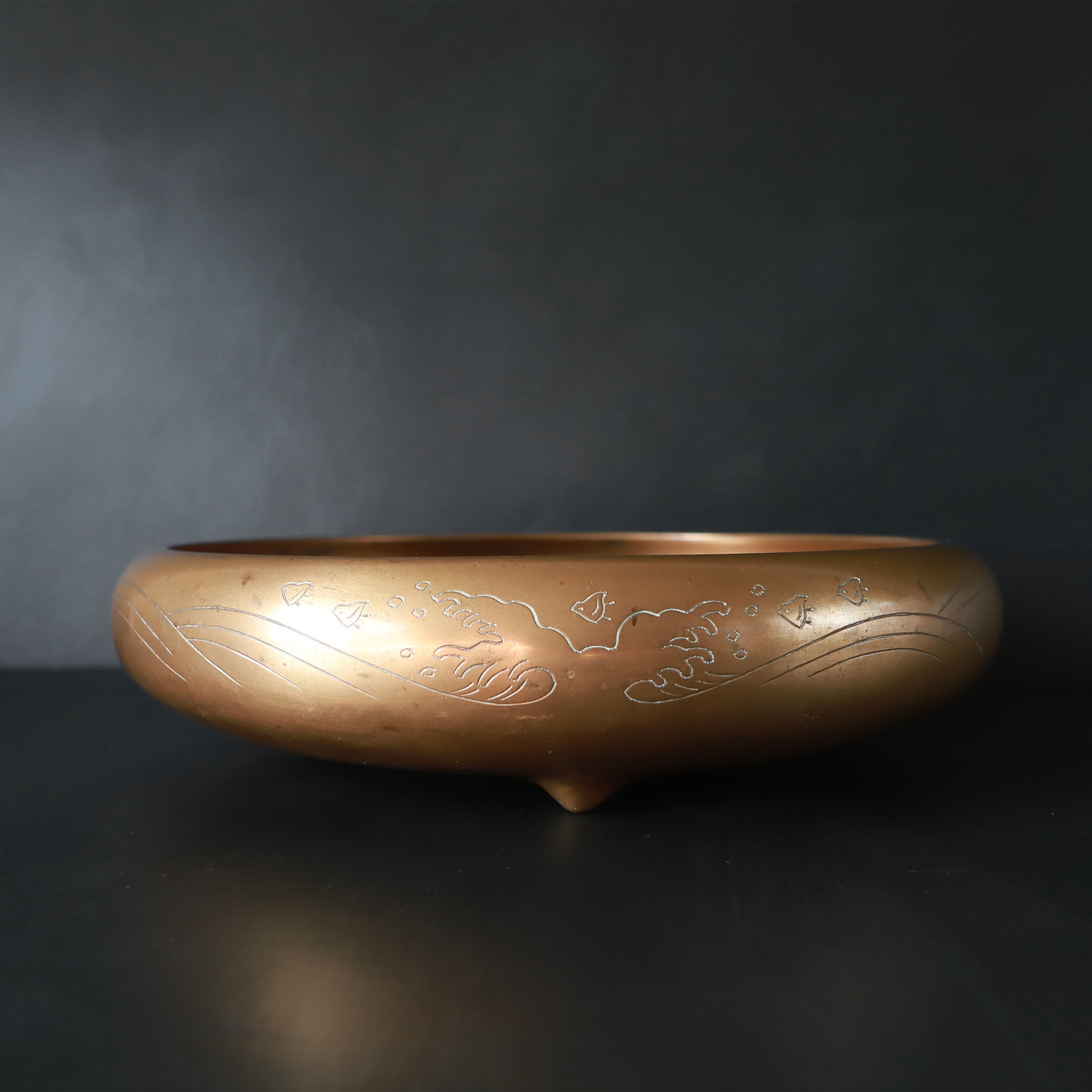 Japanese Bronze Ikebana Vintage Bump Feet Shallow Brass Vase Garden Patio Bowl Fish Waves Birds Bamboo Planter Pot Bowl