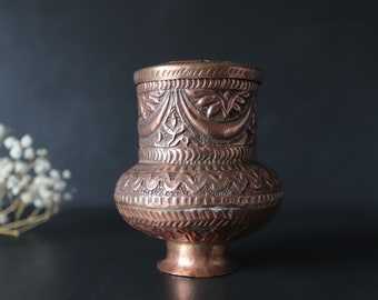 Arts and Crafts Copper Vase Artisan Handmade Repousse Vintage Detailed Entryway Trinket Tray Catchall