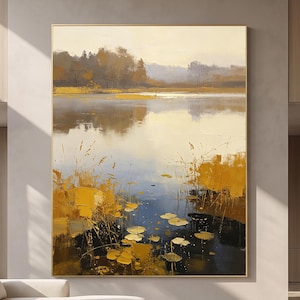 Reflejos dorados de marisma con suave luz de horizonte, lienzo texturizado de paisaje acuático para una entrada tranquila, acento sereno para un refugio contemporáneo.