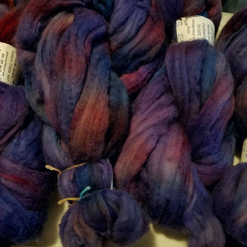CRAZY Handpainted Cashmere /& Merino combed top 56 grams PURPLE HAZE