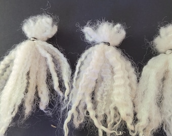 Santa Beards 3-3.5 inch Gnomes, doll hair.  Soft Natural Lamb Wool Primitive creamy white 12 pack crimpy