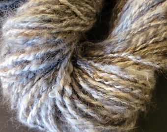 Angora Rabbit handspun yarn Worsted 2 ply 50 yards Natural Black English Y820