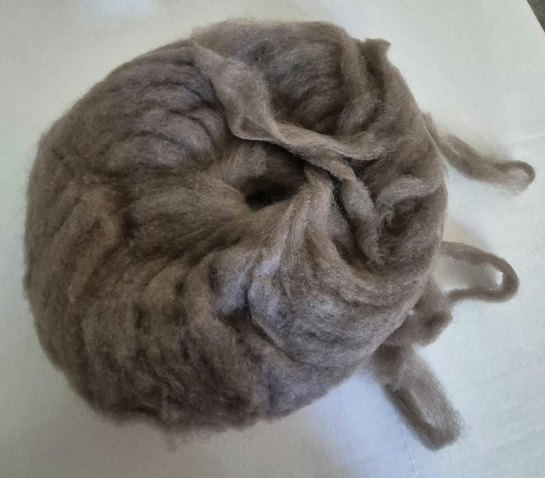 CRAZY Qiviut - Musk Ox 100% Sliver Pencil Roving spinning fiber 1 ounce image 3