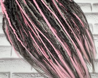 Extensiones de rastas sintéticas: rastas de doble punta negras y rosas / rastas postizas estilo bruja
