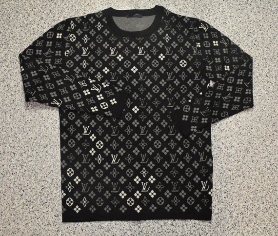 Louis Vuitton, Vintage Louis Vuitton Mens Sweater Size US L