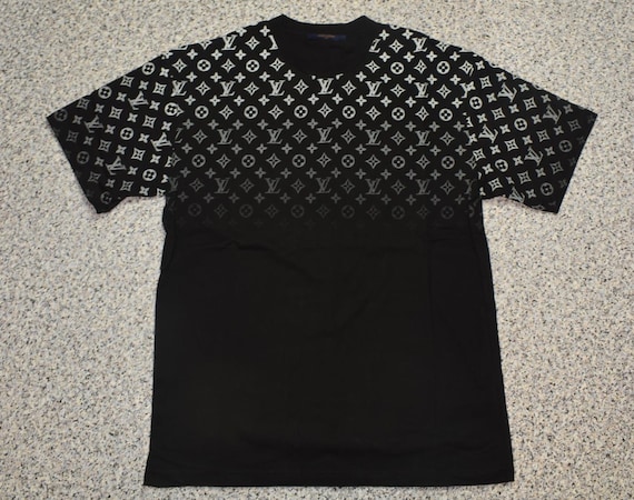 Vintage Louis Vuitton Mens T-shirt Size US XL - Etsy