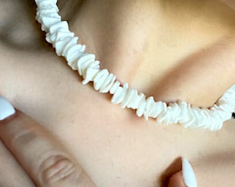 Puka Shell Necklace: Seashell Necklace, Seashell Choker, Shell Necklace, Surfer Necklace, Charming Necklace, Hawaiian Jewelry, Shell Pearl
