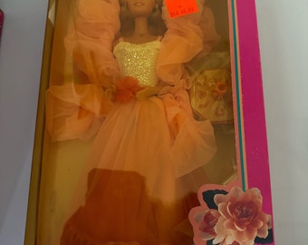 1984 peaches and cream barbie never opened