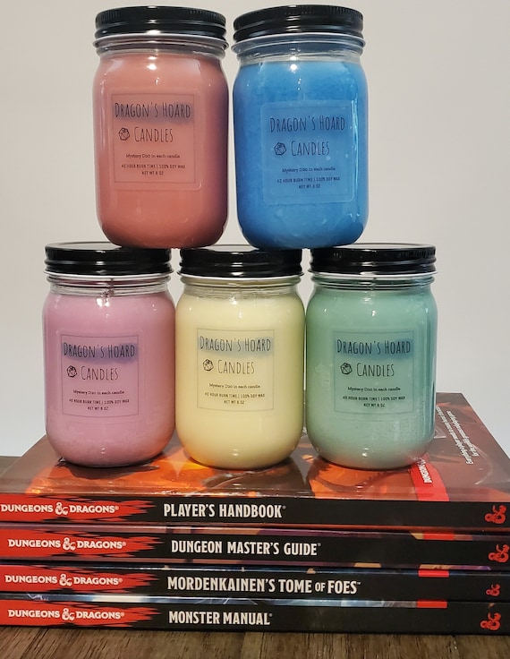 Dragon's Hoard Candle, Mystery D20 in Every Candle