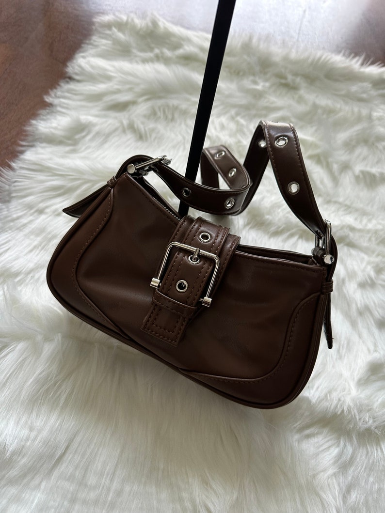 dark coquette brown leather y2k 00s shoulder bag, fairy core buckle Korean 00s handbag zdjęcie 1