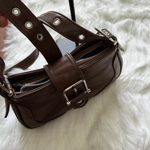 dark coquette brown leather y2k 00s shoulder bag, fairy core buckle Korean 00s handbag zdjęcie 6